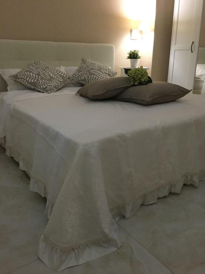 Queen Chic Apartment La Spezia Extérieur photo