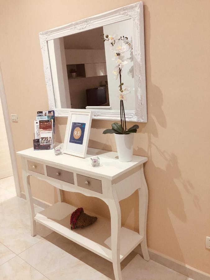 Queen Chic Apartment La Spezia Extérieur photo